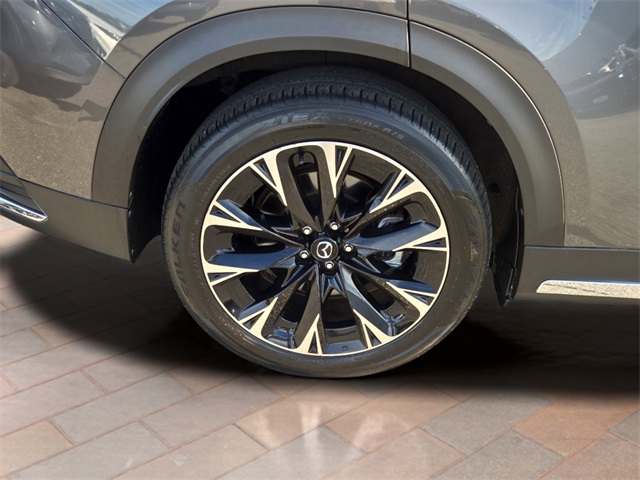 2024 Mazda CX-90 Plug-in Hybrid Premium photo 4