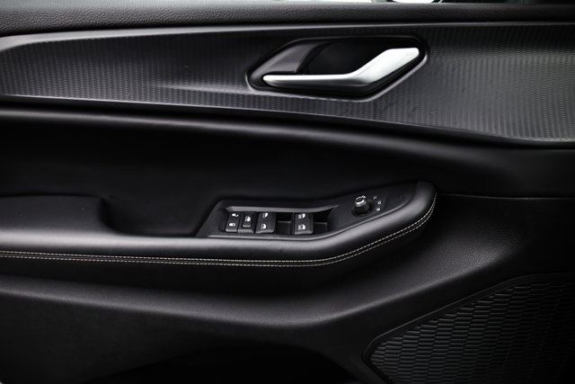 2023 Jeep Grand Cherokee Laredo photo 13