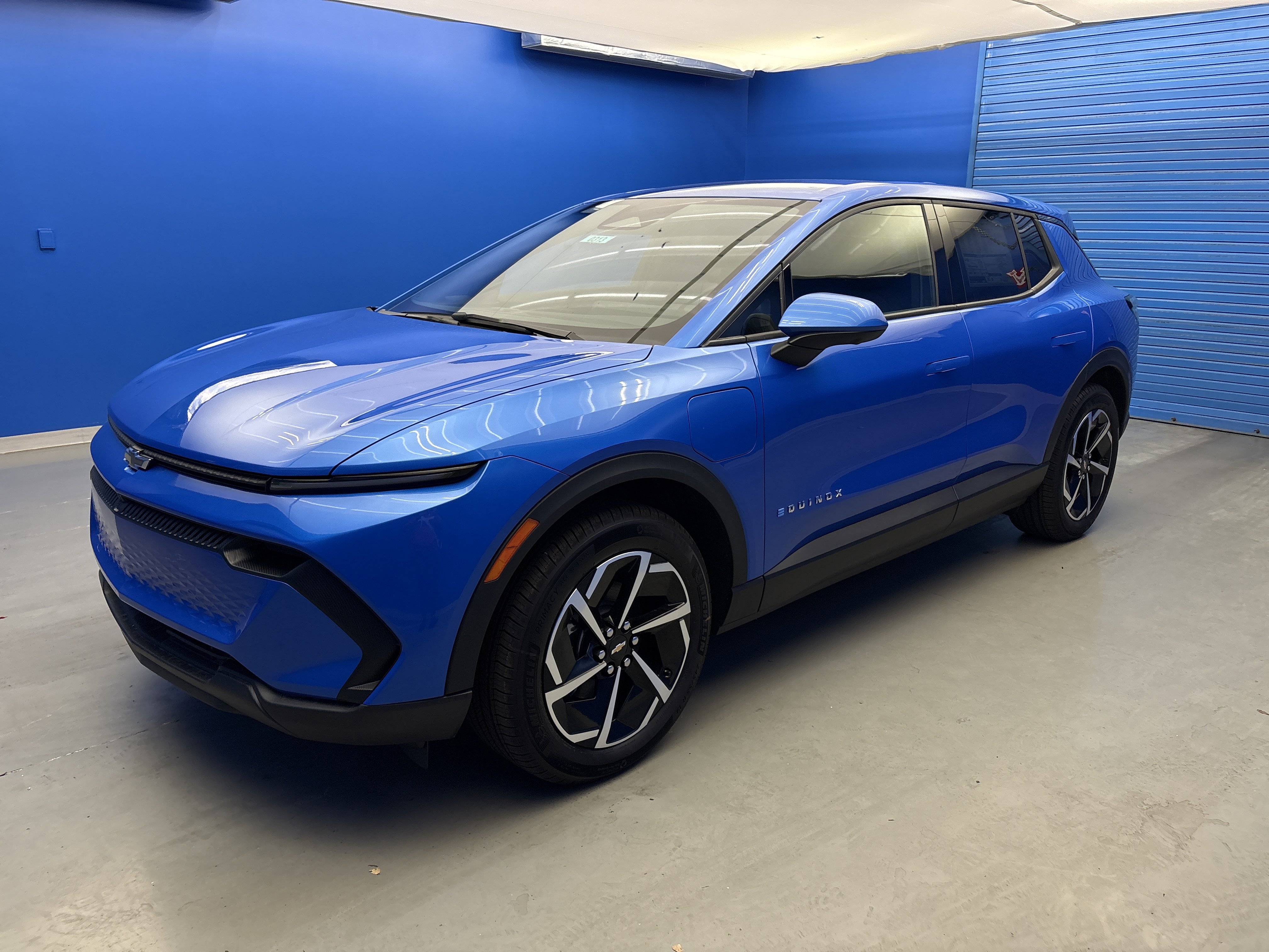 2026 Chevrolet Equinox EV 1LT photo 3