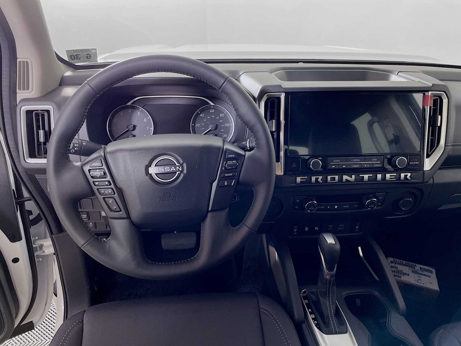 2025 Nissan Frontier SV photo 19
