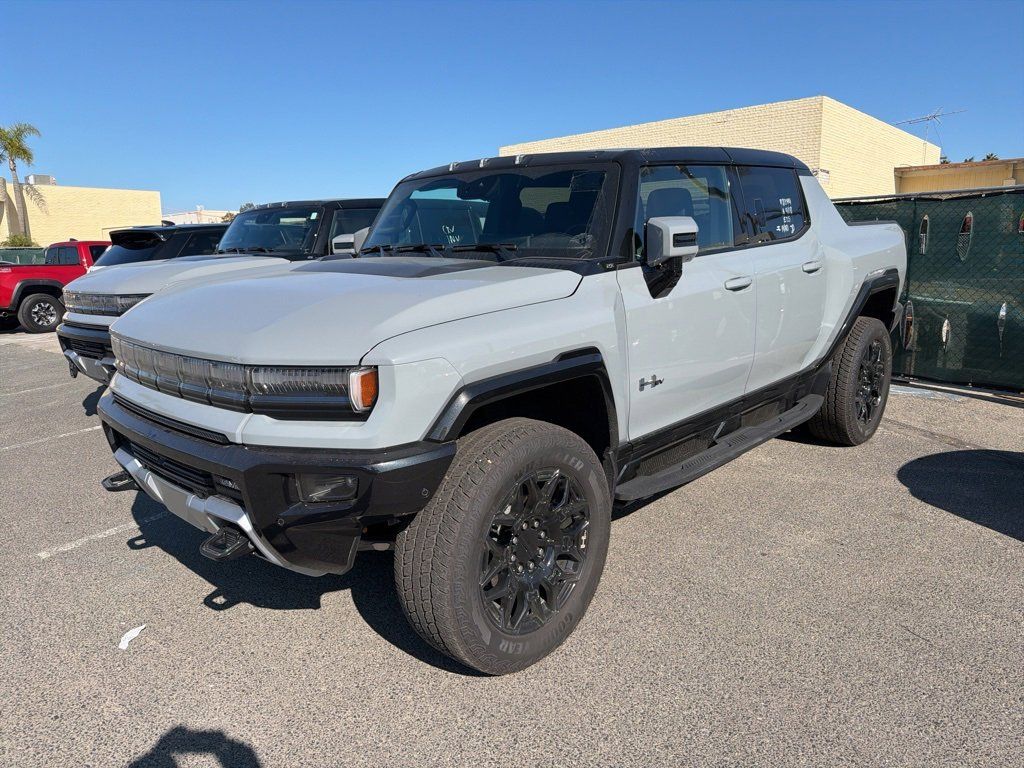 2025 GMC HUMMER EV 2X's photo