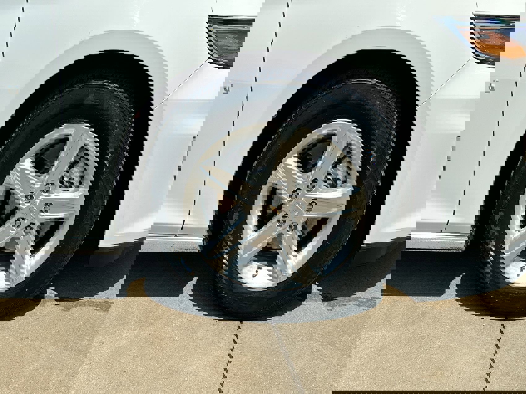 2024 Chevrolet Malibu 1LT photo 9