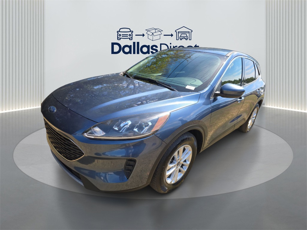 2020 Ford Escape SE photo 2