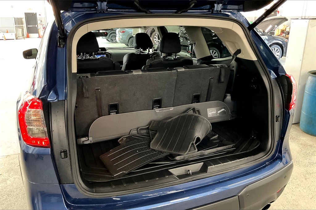2022 Subaru Ascent Onyx Edition photo 24