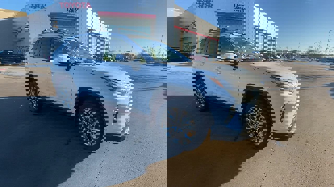 Used 2025 Toyota RAV4 XLE Premium with VIN JTMA1RFV0SJ045770 for sale in Kansas City