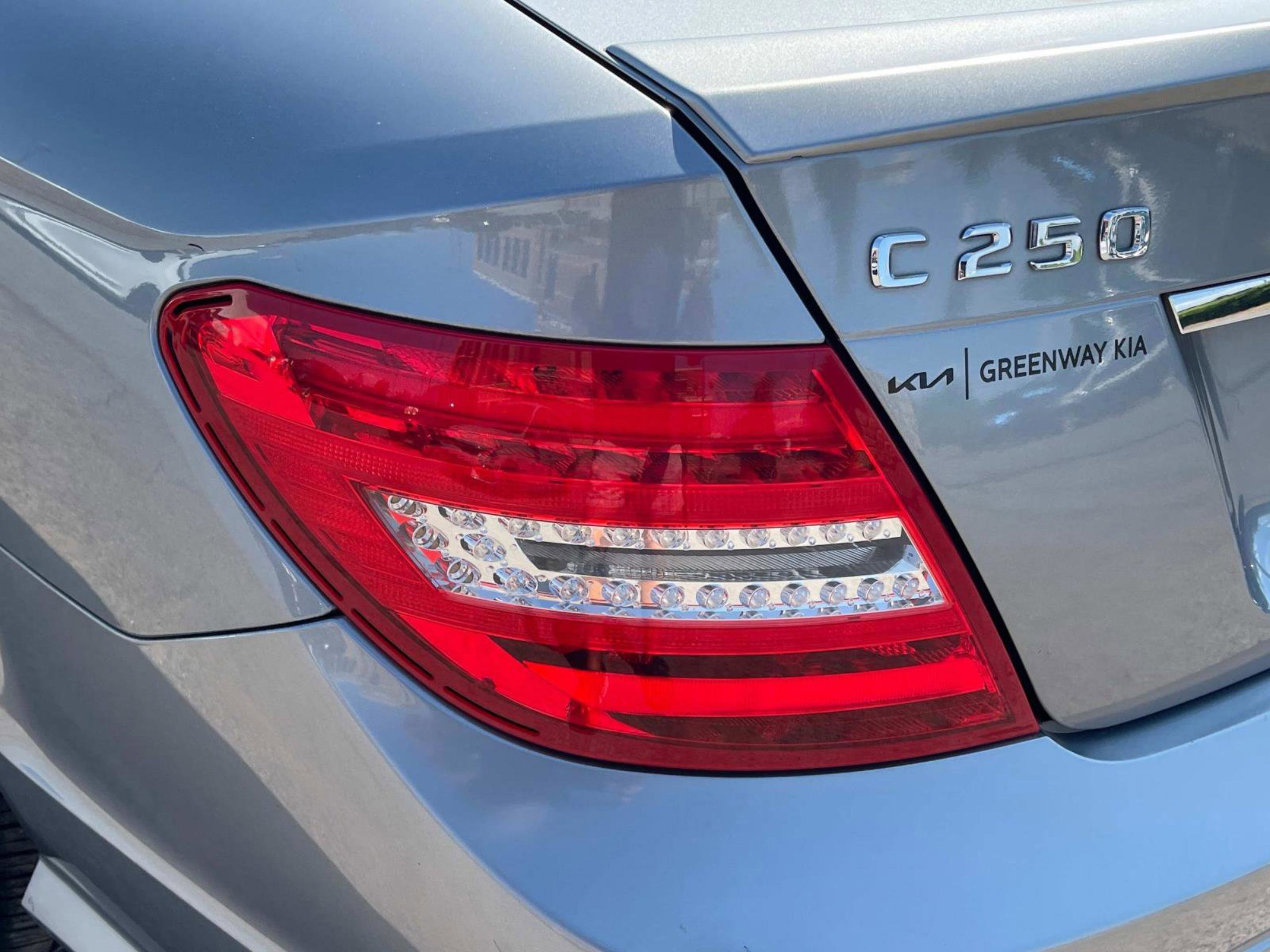 2014 Mercedes Benz C 250 photo 35