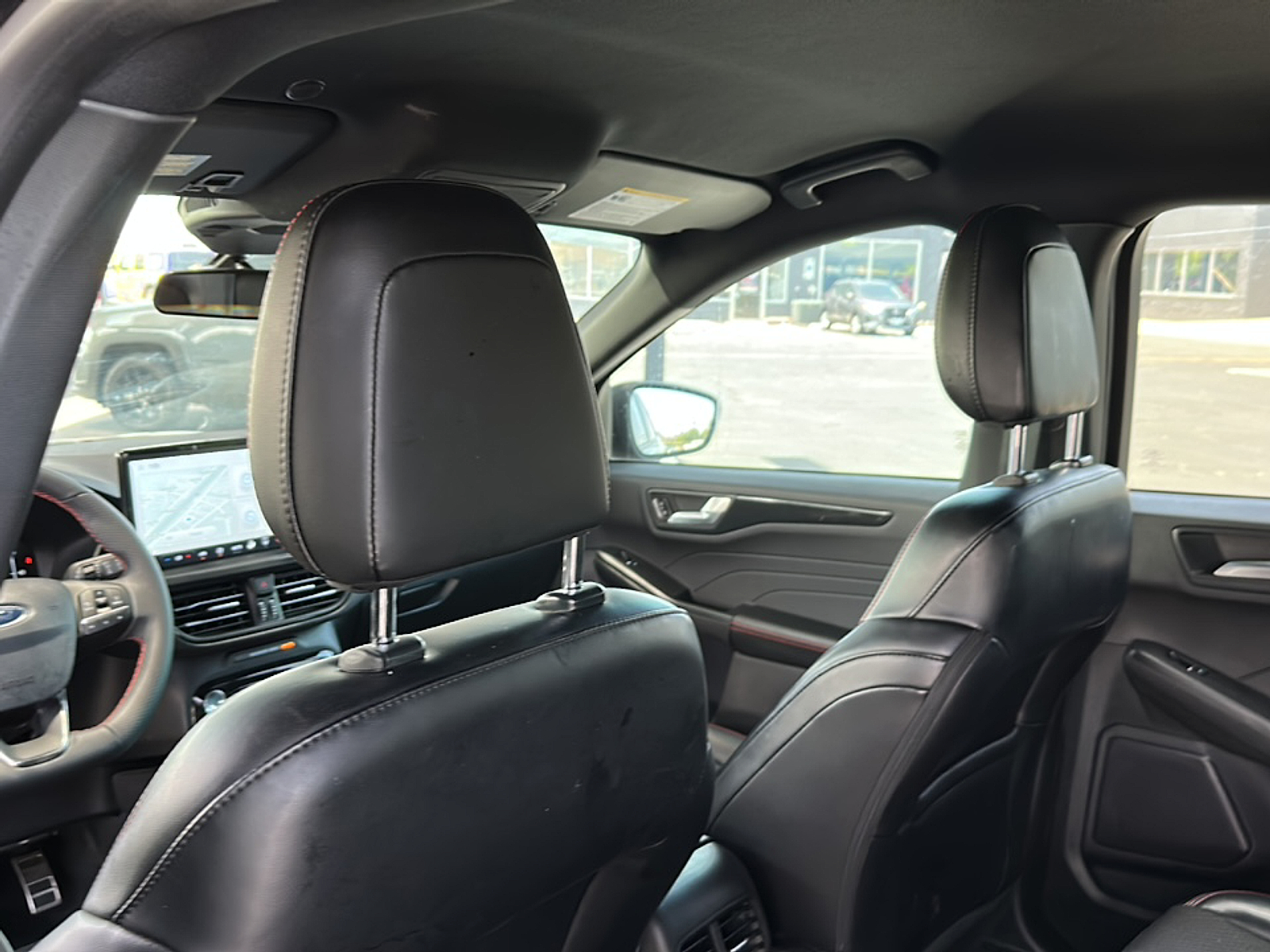 2024 Ford Escape ST-Line photo 8