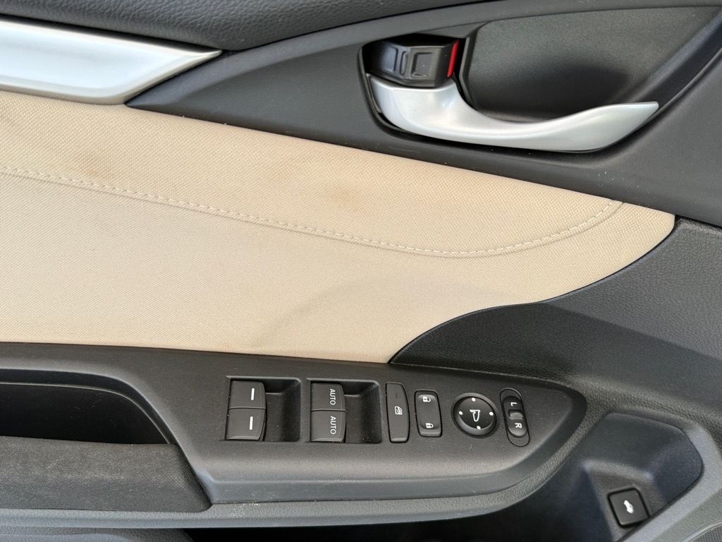 2016 Honda Civic EX photo 10