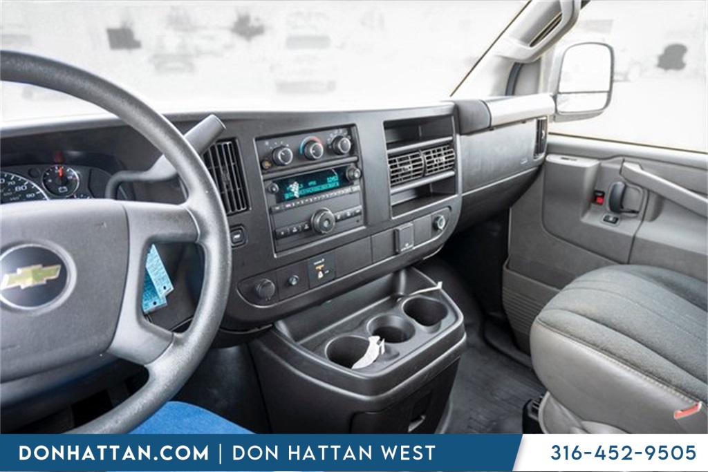 2023 Chevrolet Express 2500 Work Cargo Van photo 11