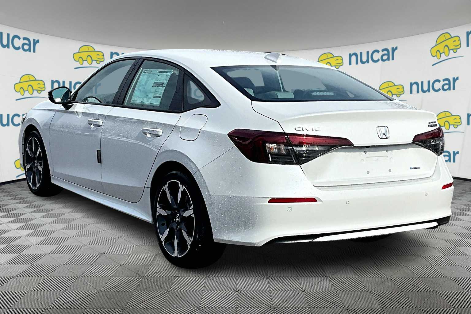 2025 Honda Civic Hybrid Sport Touring photo 4