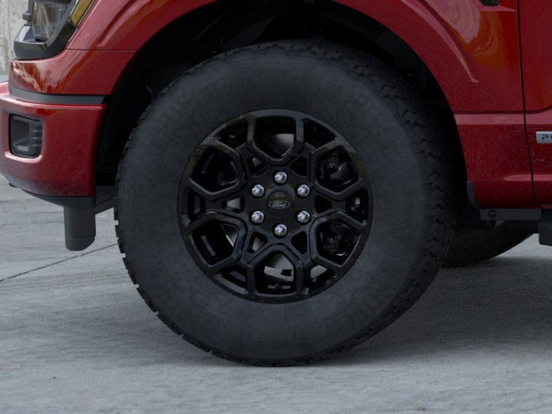 2025 Ford F-150 XLT photo 4