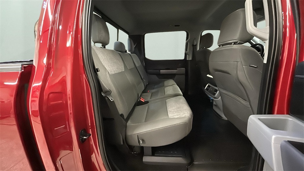2022 Ford F-150 XLT photo 14