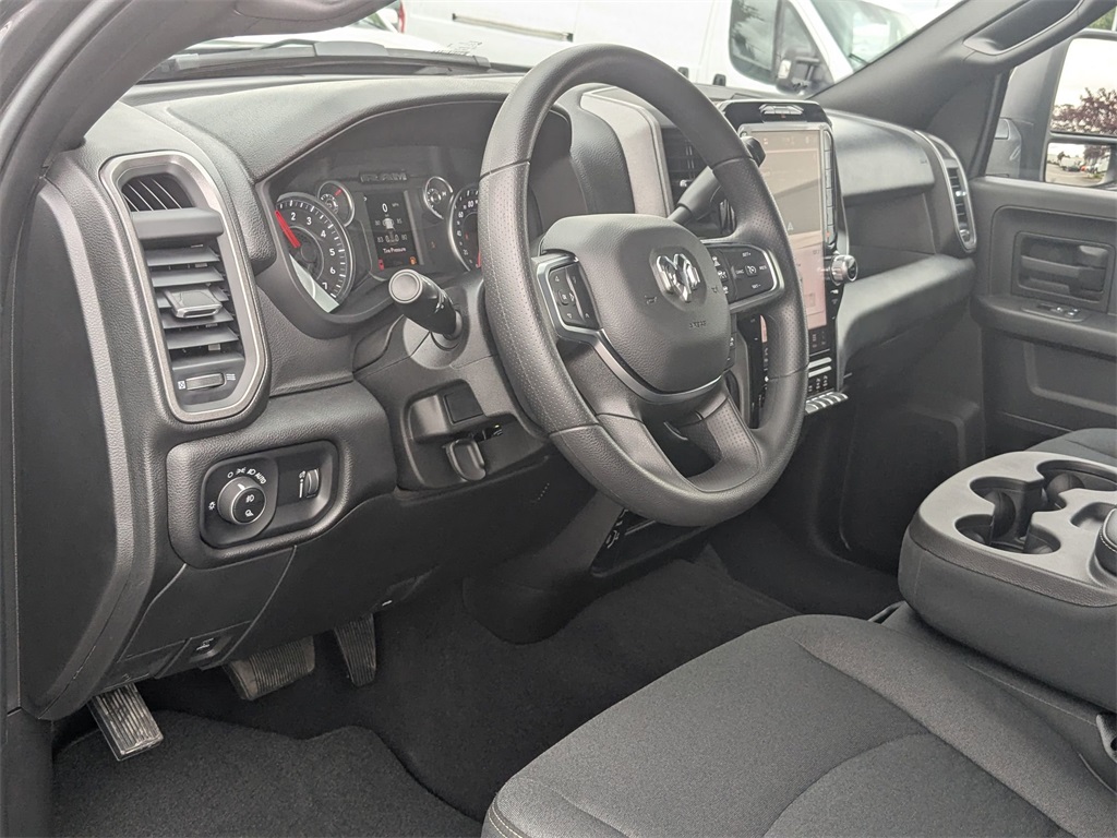 2025 Ram 2500 Tradesman photo 11