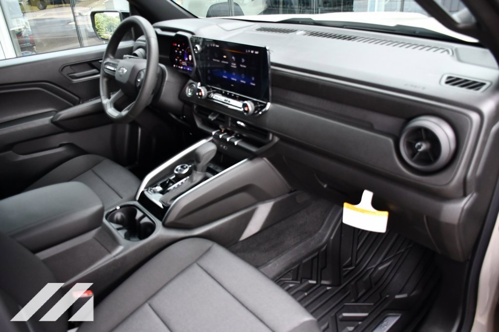 2026 Chevrolet Colorado Trail Boss photo 28