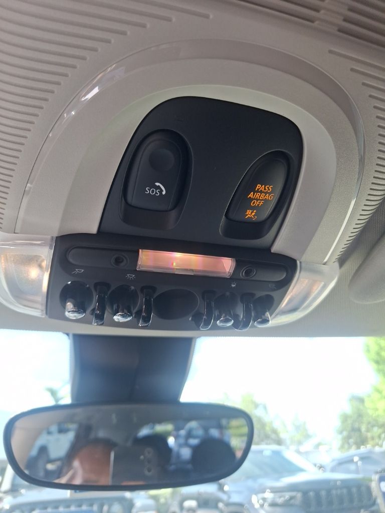 2022 Mini Cooper Hardtop S photo 6