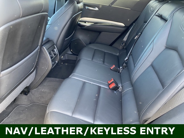 2022 Cadillac XT4 Premium Luxury photo 18