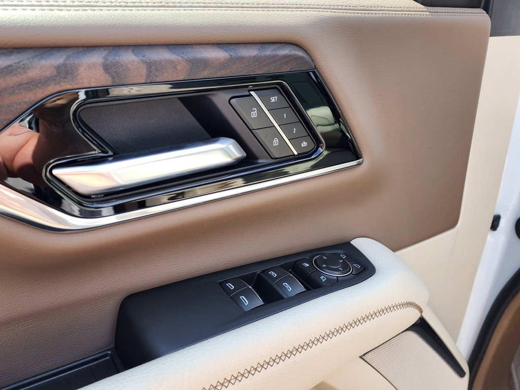 2026 Gmc Yukon XL Denali photo 12