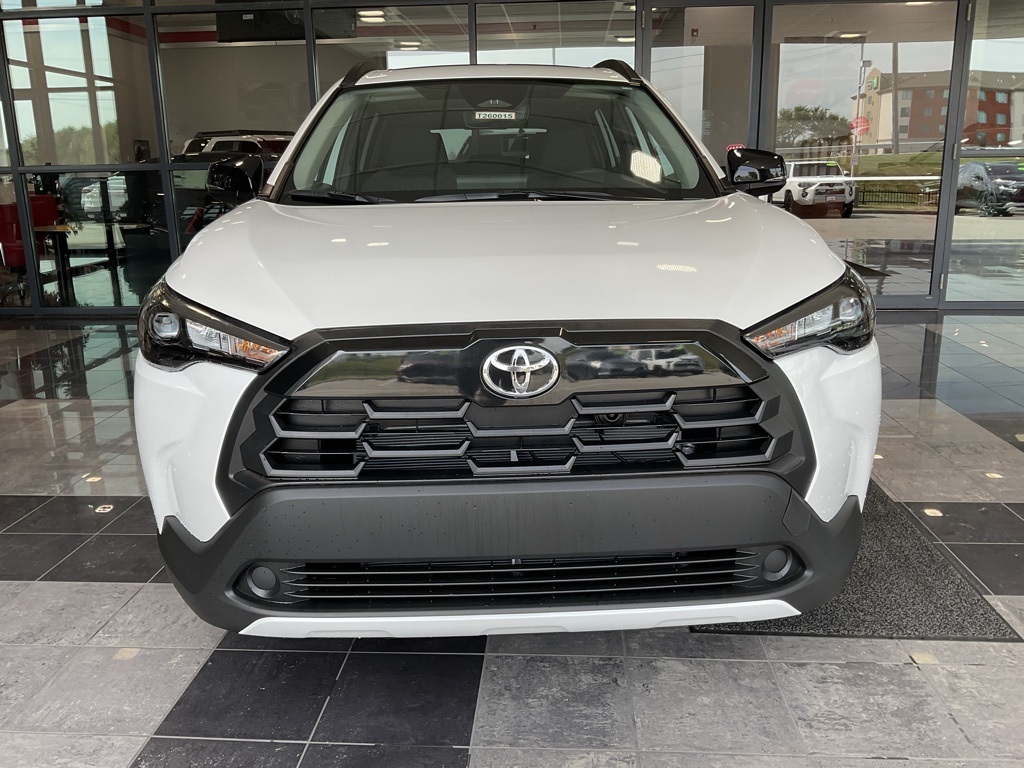 Used 2026 Toyota Corolla Cross LE with VIN 7MUBAABG4TV147760 for sale in Kansas City