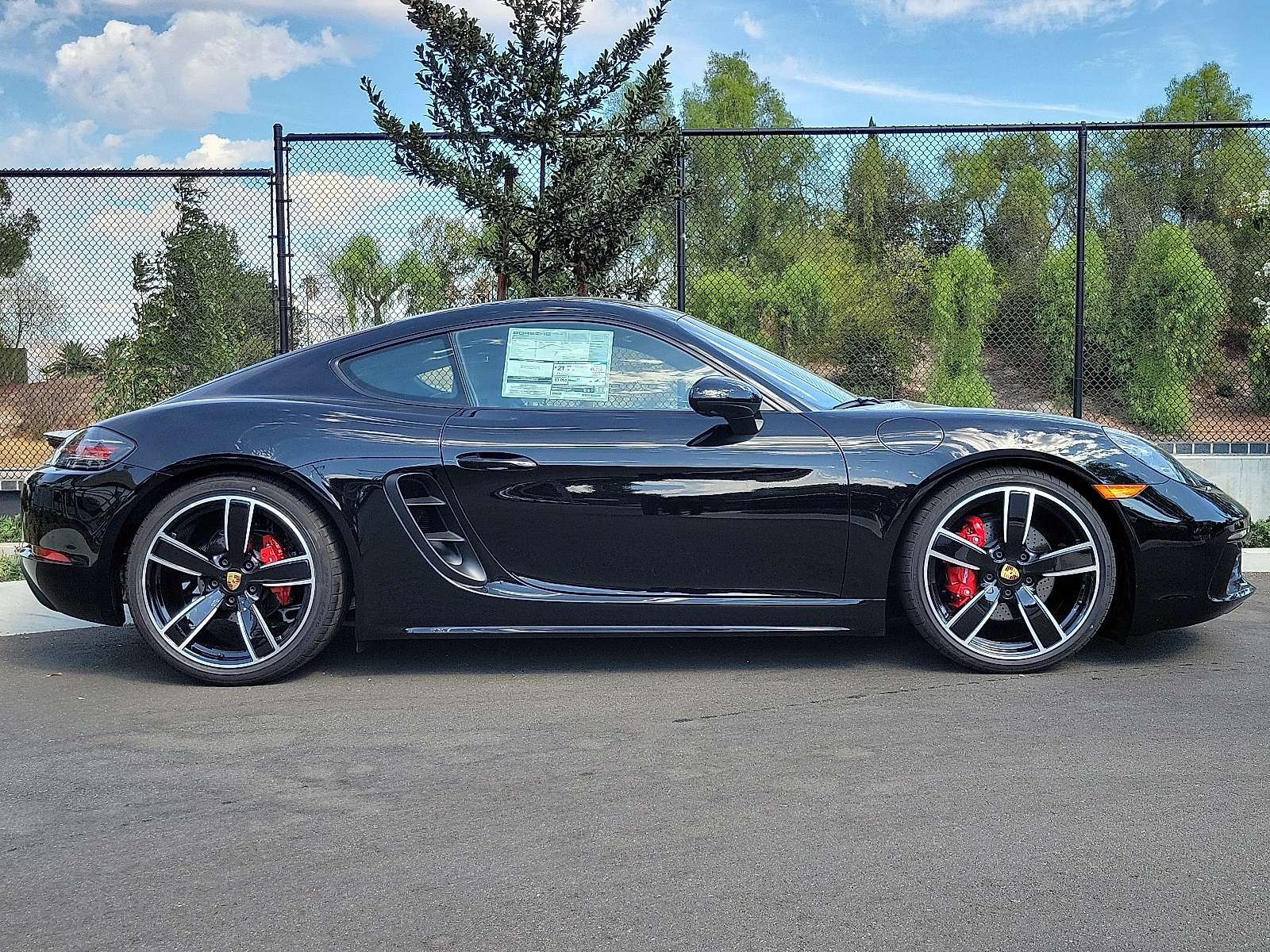 2025 Porsche Cayman S photo 8