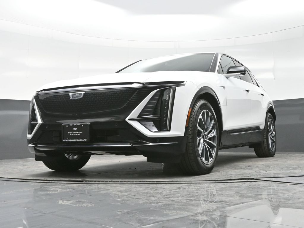 2025 Cadillac Lyriq Sport photo 15