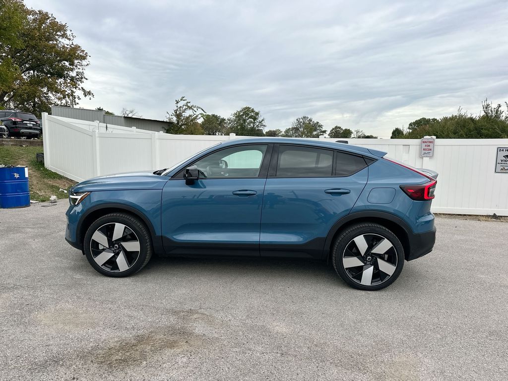 Used 2023 Volvo C40 Ultimate with VIN YV4ED3GM4P2040033 for sale in St. Louis, MO
