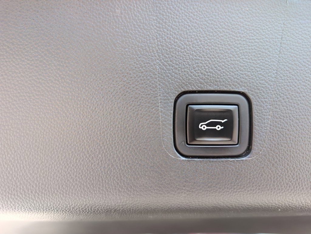 2021 Chevrolet Traverse RS photo 9