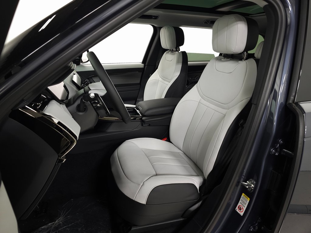 2025 LAND ROVER RANGE ROVER SPORT - Image 13