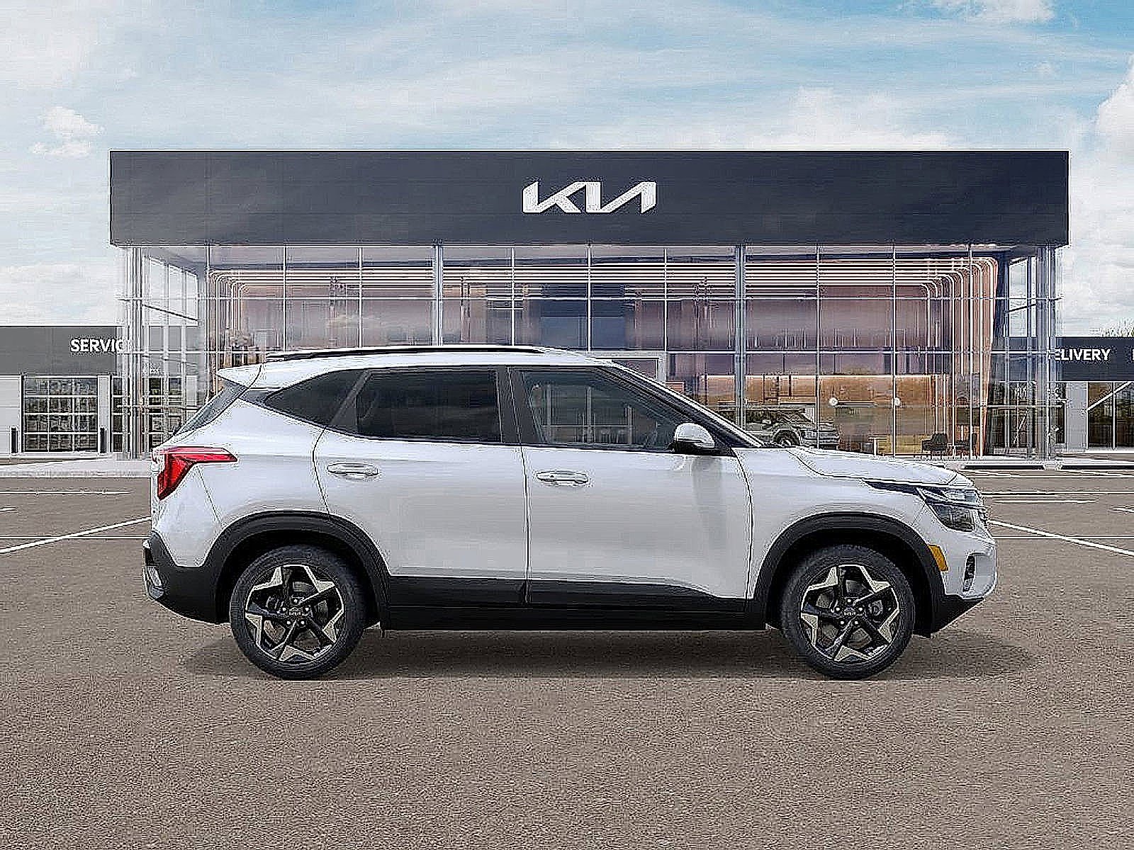 2026 Kia Seltos S photo 6