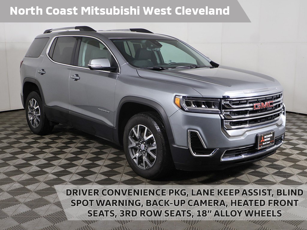 2023 GMC Acadia SLE's photo