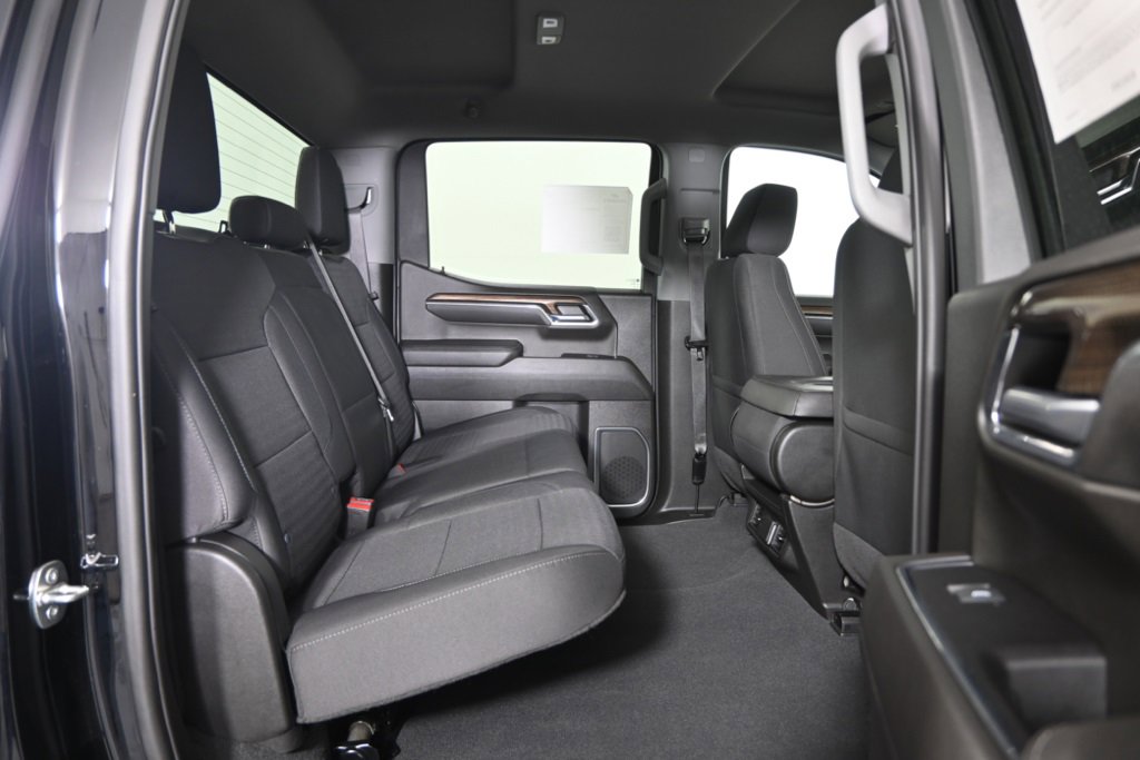 2022 Chevrolet Silverado 1500 RST photo 15