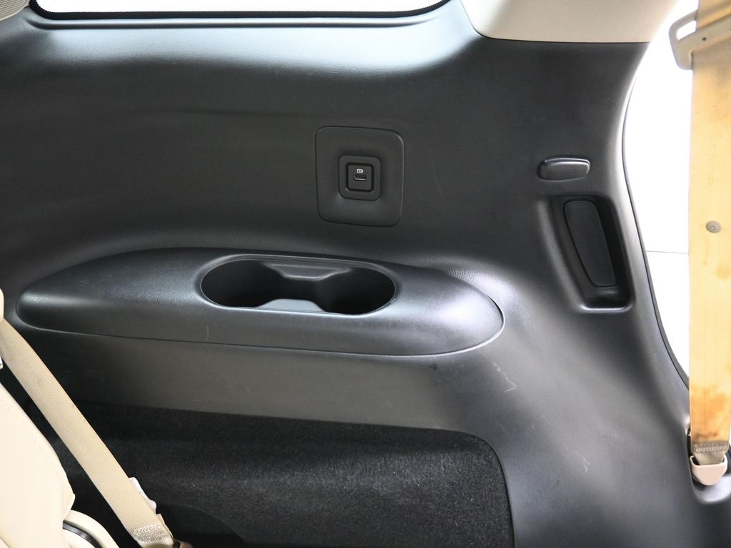 2019 Infiniti QX60 Luxe photo 32