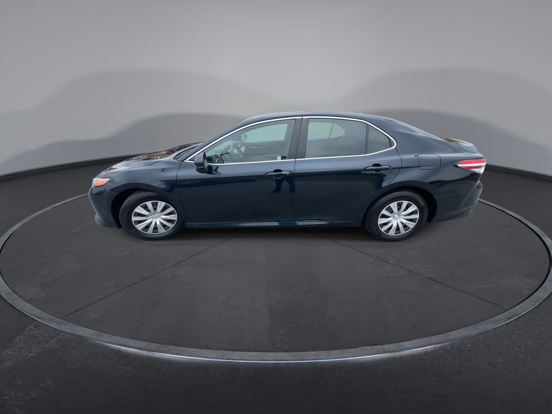 2018 Toyota Camry L photo 5