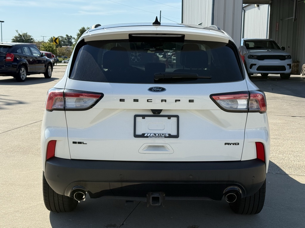 2022 Ford Escape SEL photo 3