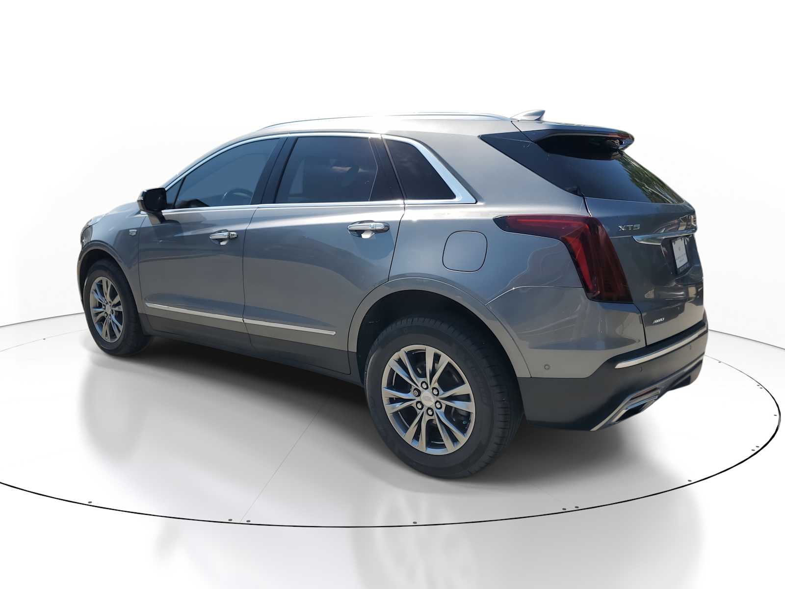 2021 Cadillac XT5 Premium Luxury photo 3