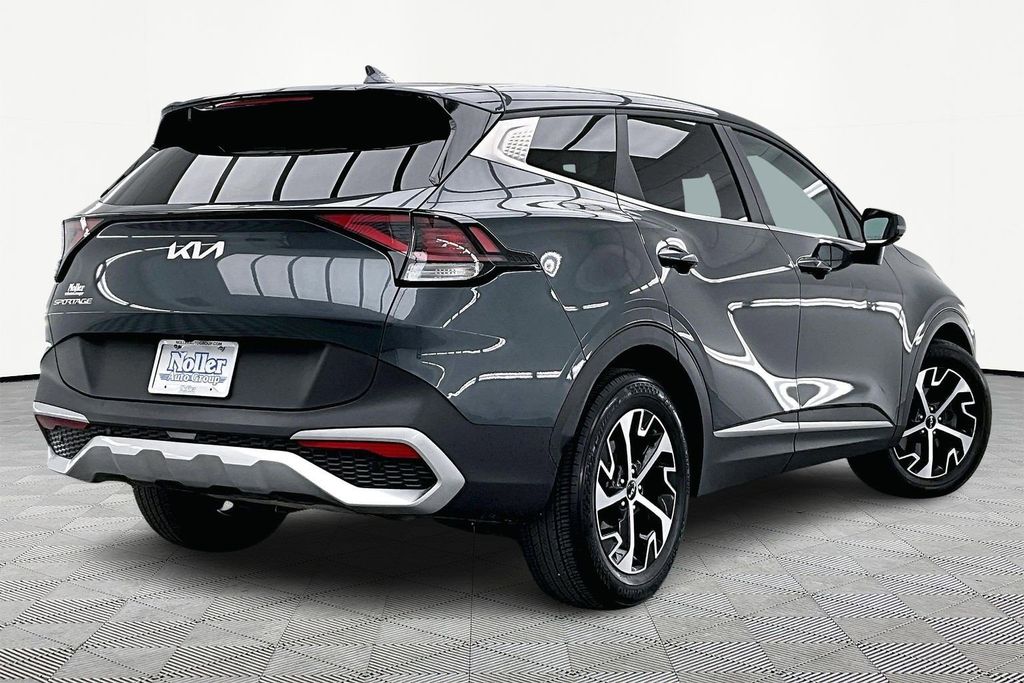 Used 2024 Kia Sportage EX with VIN 5XYK33DF9RG169473 for sale in Kansas City
