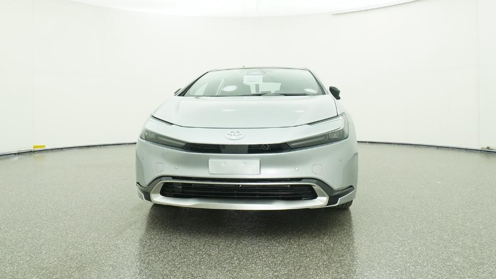 2026 Toyota Prius Plug-in Hybrid XSE Premium photo 3