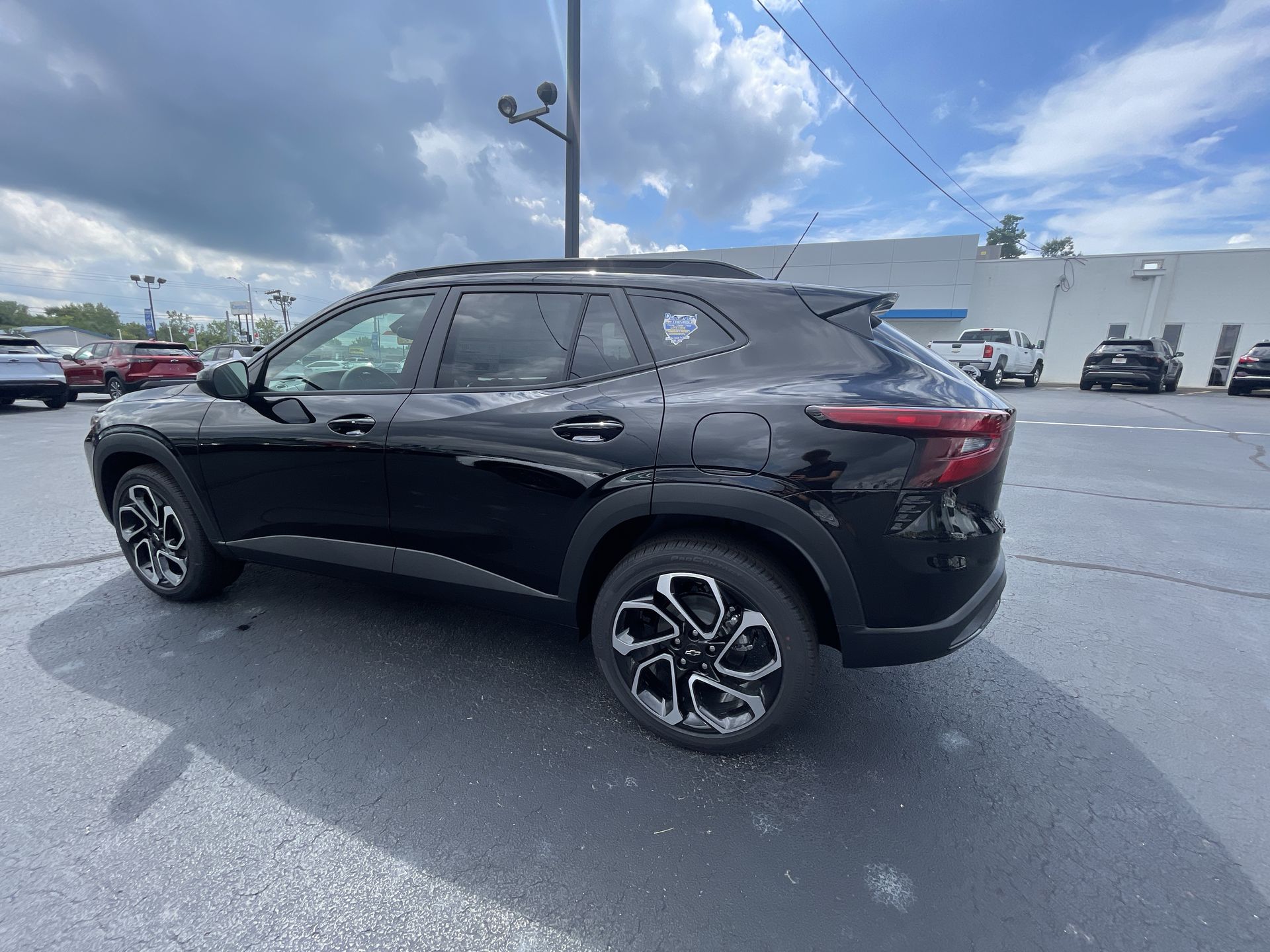 2025 Chevrolet Trax photo 31