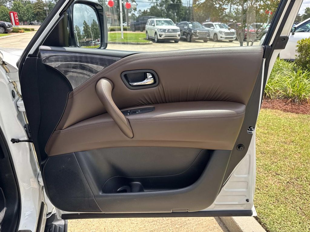 2022 Nissan Armada Platinum photo 11