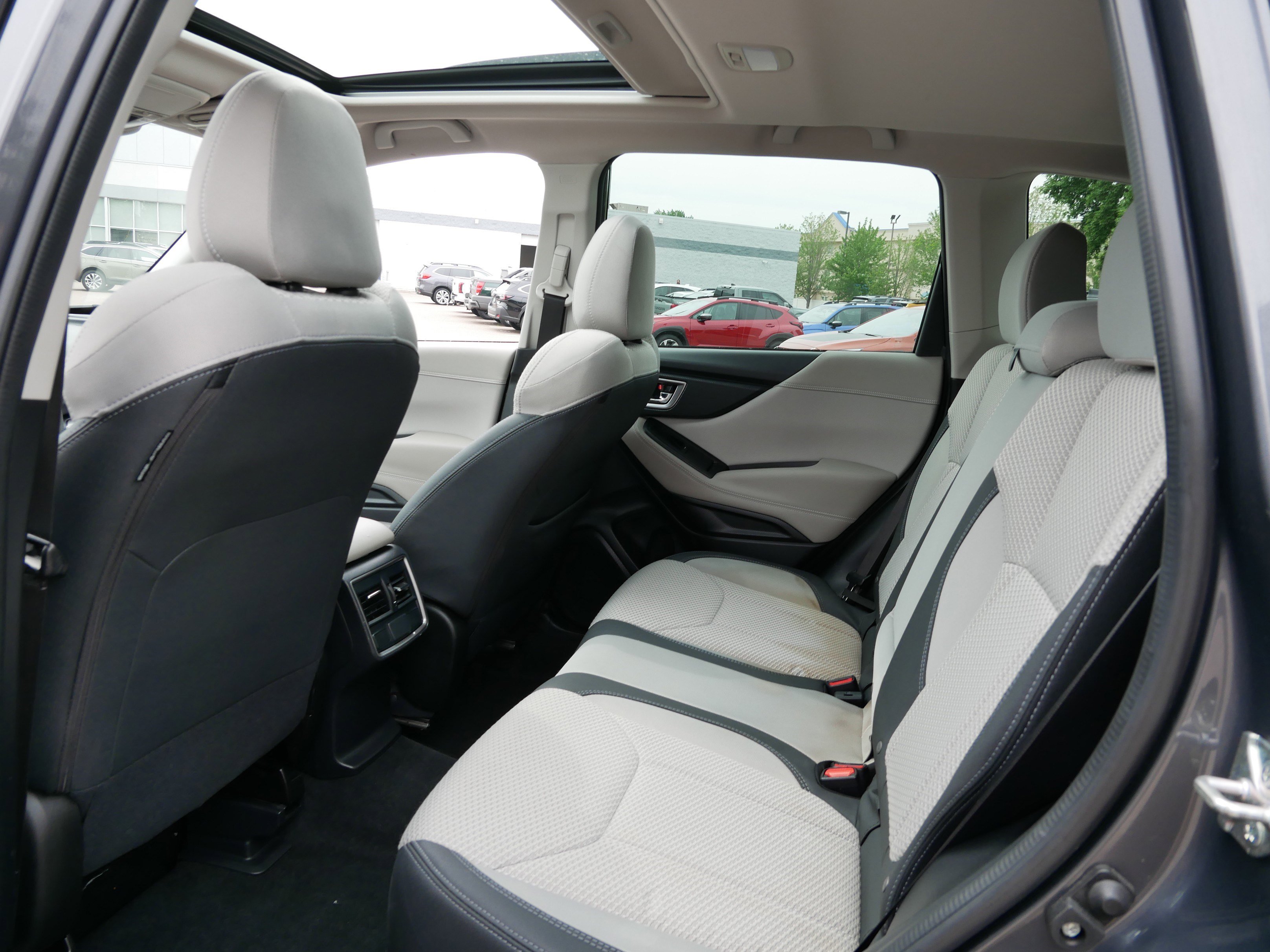 2022 Subaru Forester Premium photo 30