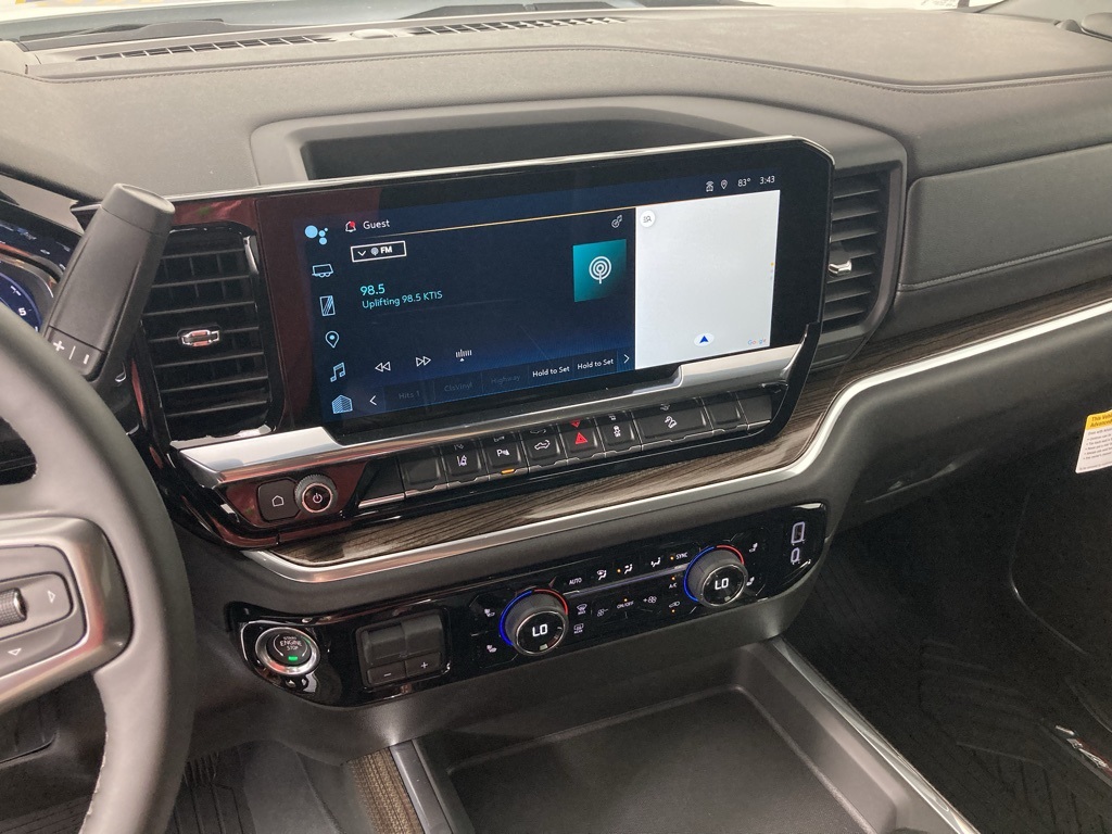 2025 Chevrolet Silverado 2500HD LT photo 2