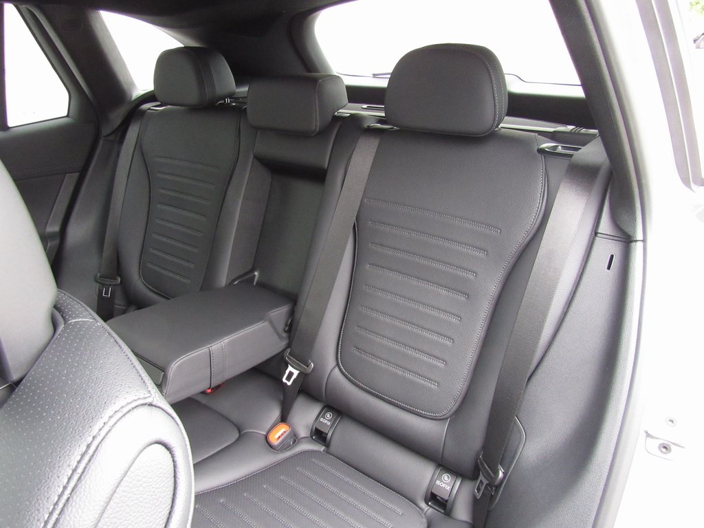 2026 Mercedes Benz GLC 300 4MATIC photo 12