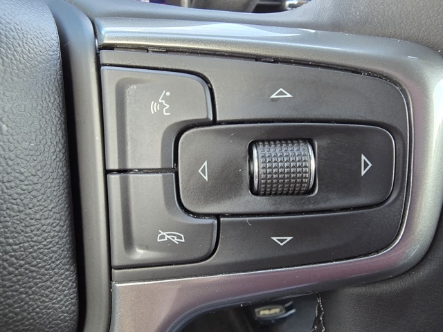 2023 Chevrolet Silverado 1500 LT photo 8