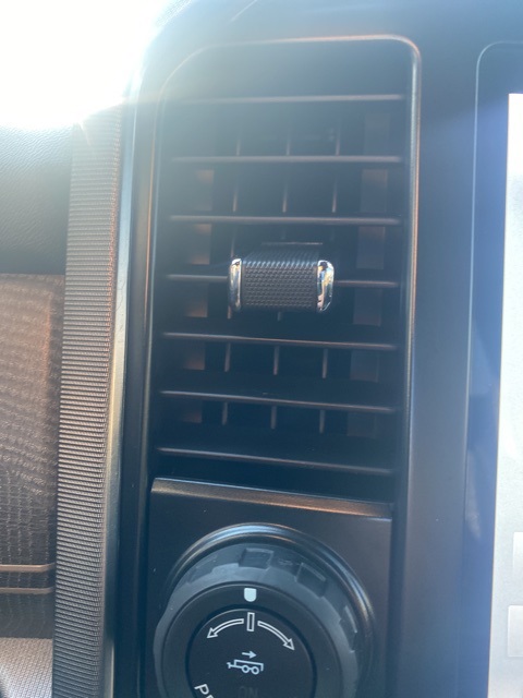 2022 Ford F-150 Platinum photo 23