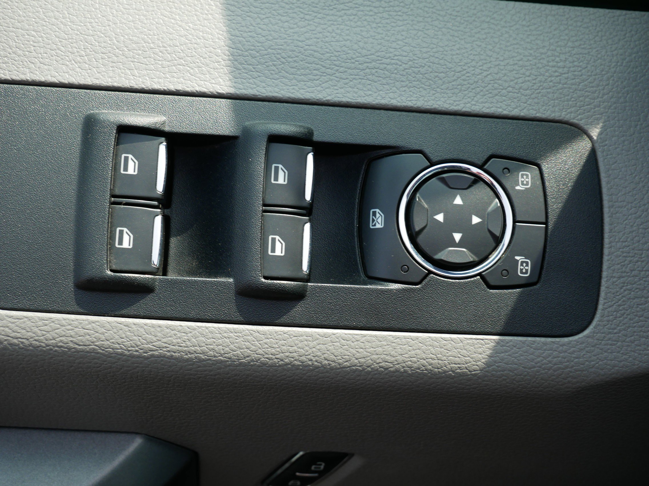 2016 Ford F-150 XLT photo 17