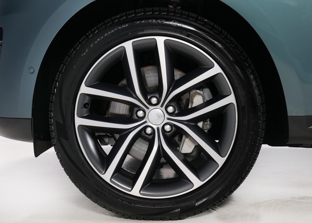 2023 Land Rover Range Rover Sport SE photo 9