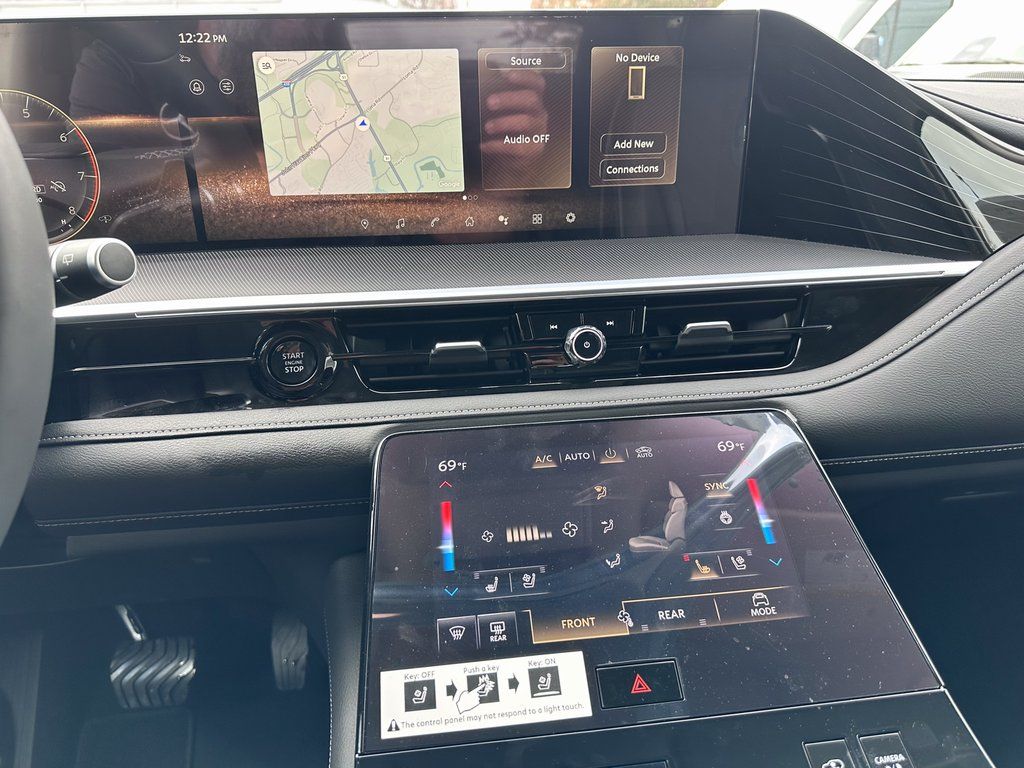 2025 Infiniti QX80 Luxe photo 4