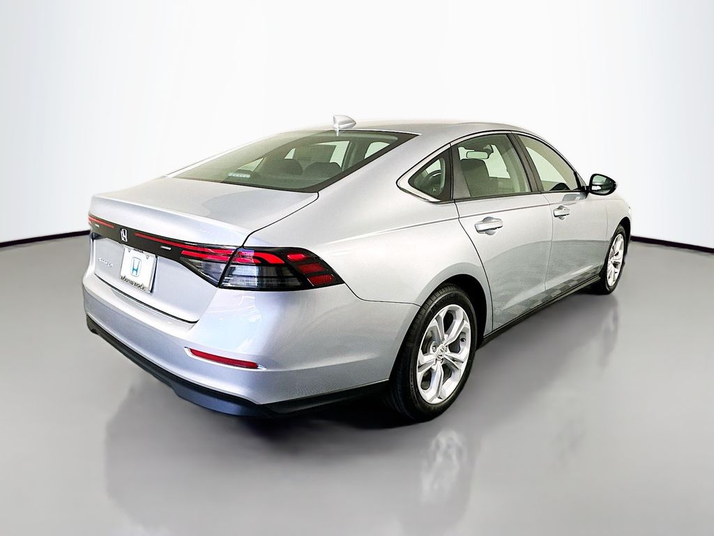 2025 Honda Accord 1.5T LX photo 5