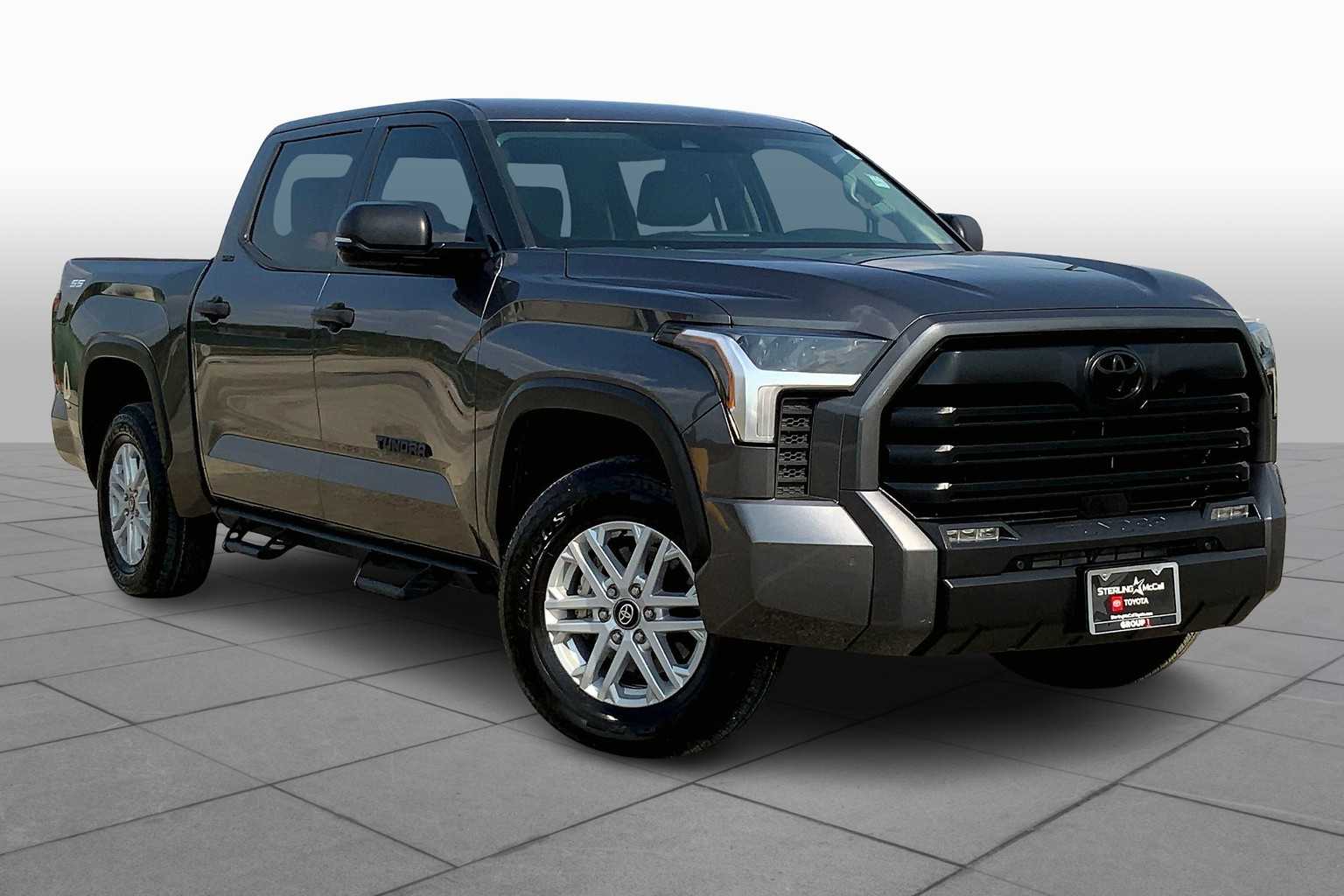 2023 Toyota Tundra SR5 photo 2