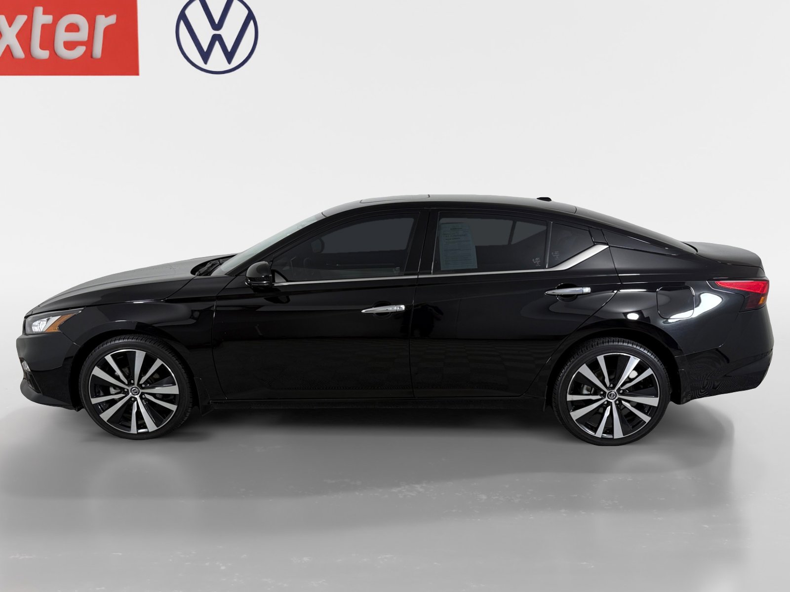 2021 Nissan Altima 2.5 Platinum photo 4