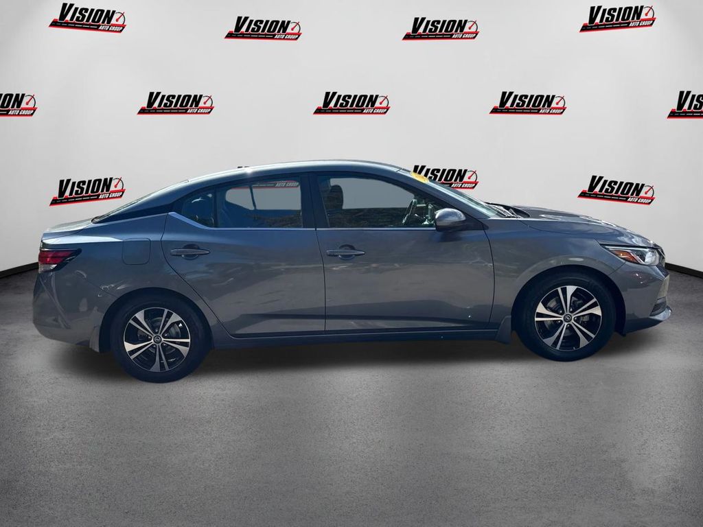 2022 Nissan Sentra SV photo 4